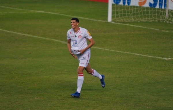 Foto: (Jhony Pinho/AGIF) - Rubens foi um dos principais nomes do Tombense-MG nos últimos anos