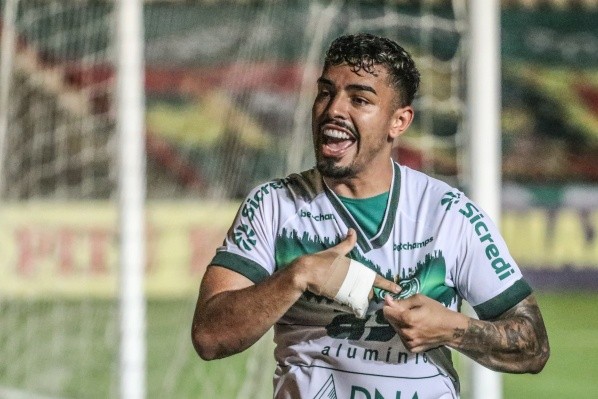 Foto:Ronald Felipe/AGIF – Bidu, LE do Guarani, interessa ao Santos desde 2020 e Peixe quer adquirir parte do passe