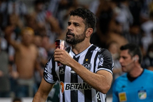 Foto: Alessandra Torres/AGIF – Diego Costa está livre para assinar com qualquer time