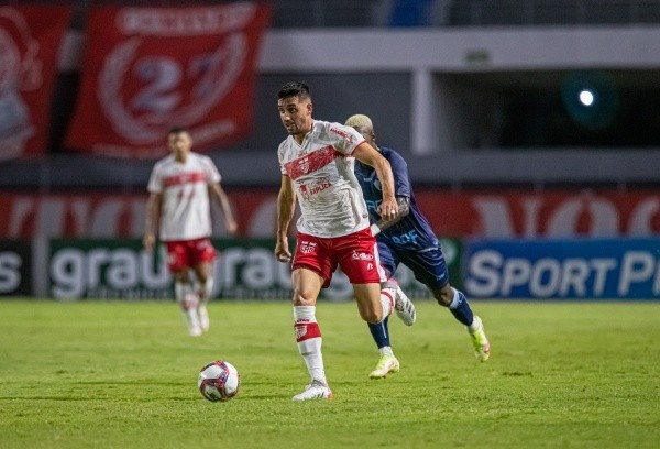 Foto: Celio Junior/AGIF – Marthã atuou em 27 partidas na última edição da Série B