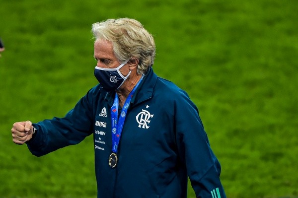 Foto: Thiago Ribeiro/AGIF – Jorge Jesus fez história com o Flamengo com o título da Libertadores e do Brasileirão