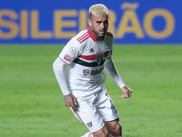 Liziero foi emprestado pelo São Paulo ao Internacional (Foto: Marcello Zambrana/AGIF) Liziero foi emprestado pelo São Paulo ao Internacional (Foto: Marcello Zambrana/AGIF)