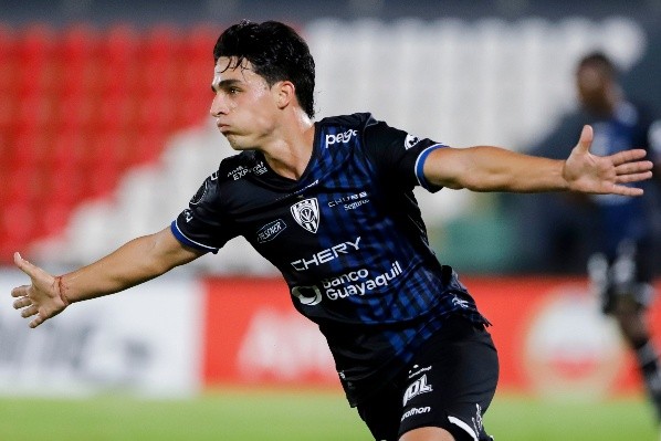 Faravelli tem contrato com o Del Valle até dezembro de 2023 (Foto: Getty Images)