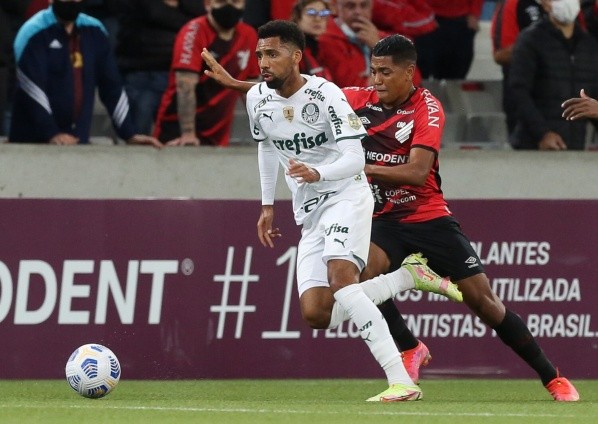 Foto: (Marcello Zambrana/AGIF) - Matheus Fernandes será jogador do Athletico-PR em 2022