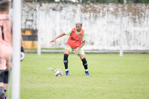 John Wesley/Ascom Paysandu – Atacante durante os treinos do Papão