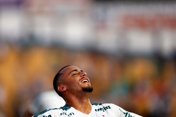(Foto: Thiago Calil/AGIF) Ex-Palmeiras, Arthur Cabral entra na mira do Corinthians