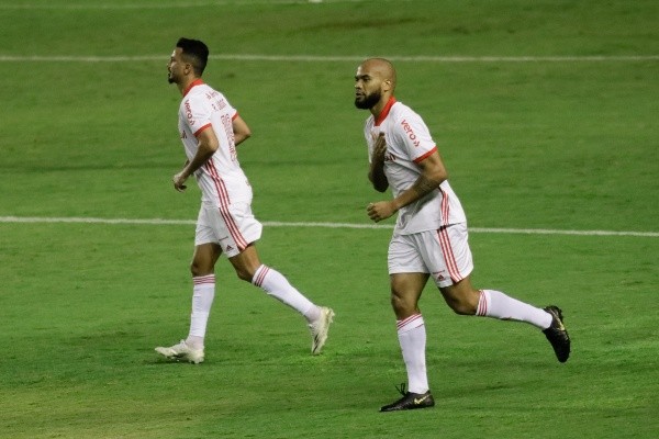 Foto: Rafael Vieira/AGIF -Rodrigo Moledo jogador do Internacional comemora seu gol durante partida contra o Sport