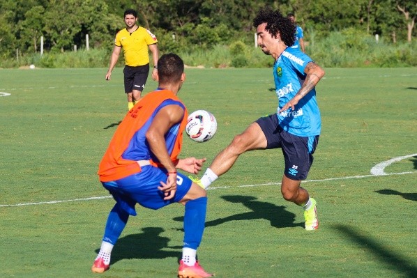 Cuiabá faz preparação para duelo contra ASA-AL (Foto: AssCom Dourado)