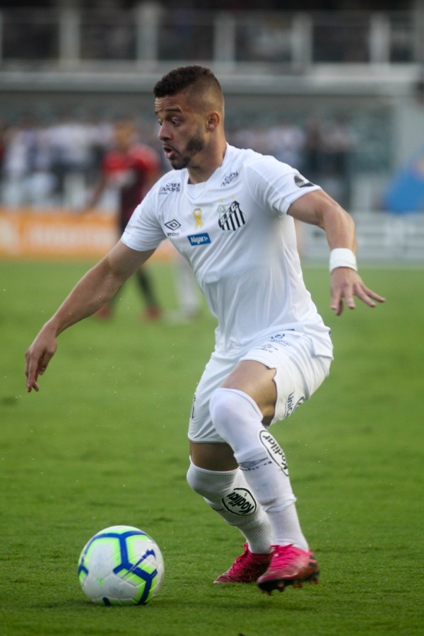 (Foto: Fernanda Luz/AGIF) Lucas Venuto deverá ser anunciado pelo Guarani