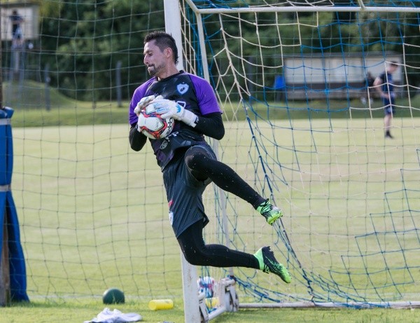 (Foto: Ricardo Chicarelli/ Londrina EC) - Matheus Nogueira deve ser o goleiro titular do Londrina na estreia do Paranaense