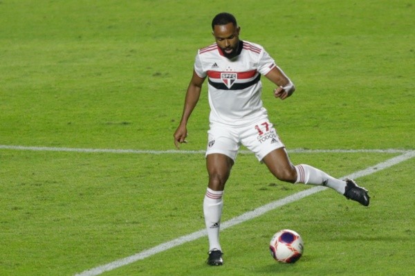 Foto: Marcello Zambrana/AGIF – William em ação pelo São Paulo
