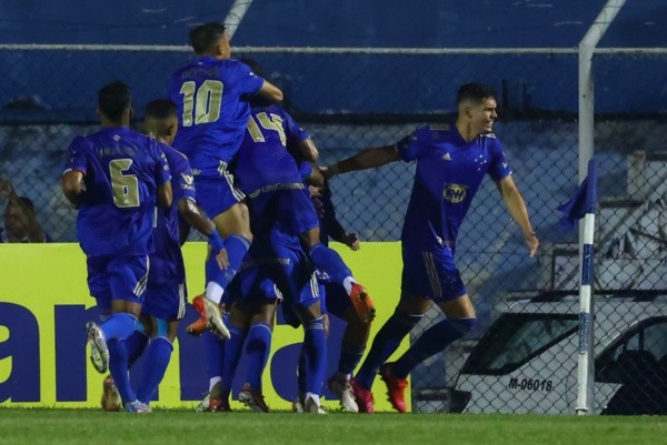 Foto: Marcello Zambrana/AGIF – Cruzeiro sub-20, durante disputa da Copinha
