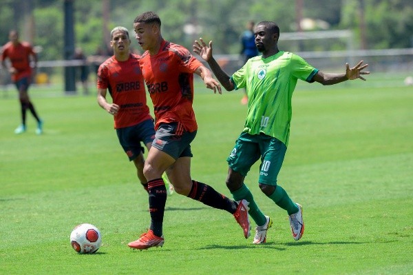 Foto: (Flickr Oficial Flamengo/Marcelo Cortes/Flamengo) - O Flamengo segue realizando atividades de preparação visando a primeira rodada do Campeonato Carioca