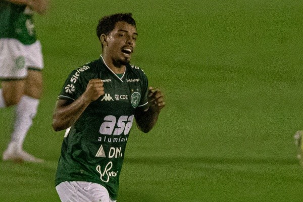 Foto:Rebeca Reis/AGIF – Bidu vinha sendo assediado também pelo Santos, mas Cruzeiro parece ter ganhado a disputa