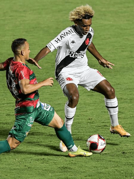 MT foi um dos titulares no Vasco (Foto: Thiago Ribeiro/AGIF)