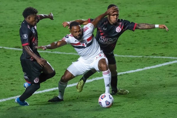 Foto: (Marcello Zambrana/AGIF) - William atuou poucas vezes em 2021 devido a lesões