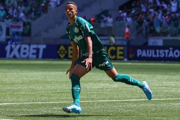 Foto:Marcello Zambrana/AGIF – Atacante do Palmeiras foi um dos principais destaques em título inédito da Copinha