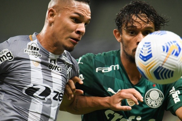 Igor: pode permanecer no Ceará (Foto: Kely Pereira/AGIF)