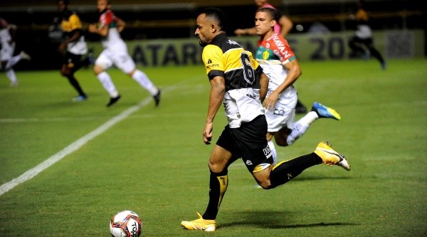 Criciúma conseguiu o acesso para a Série B em 2021 (Foto: Caio Marcello/AGIF)