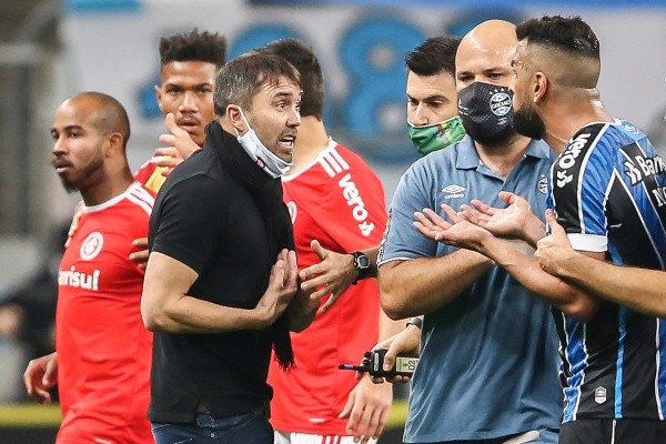 Foto: Pedro H. Tesch/AGIF – Treinador teve uma boa passagem no Colorado, apesar de não ter vencido nenhum clássico