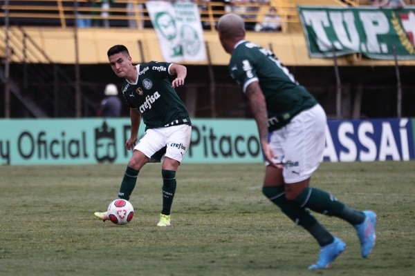 Foto: Ettore Chiereguini/AGIF | Comportamento durante o jogo e no dia a dia de Atuesta foi enaltecido por Abel Ferreira