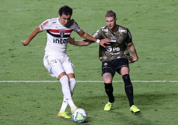 Alexandre Schneider/Getty Images/ Pablo em campo pelo São Paulo. 