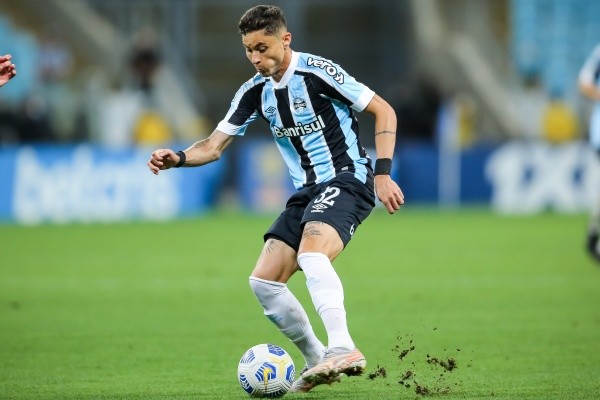 Foto: Pedro H. Tesch/AGIF – Diego Barbosa comentou sobre a briga por titulares