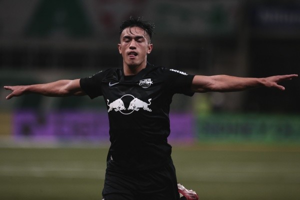 (Foto: Ettore Chiereguini/AGIF) TOmás Cuello segue sem futuro definido no Bragantino