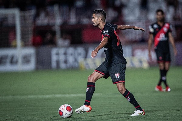 Heber Gomes/AGIF/ Atlético-GO conhece tabela do Campeonato Brasileiro; Dragão estreia em casa com time candidato ao título