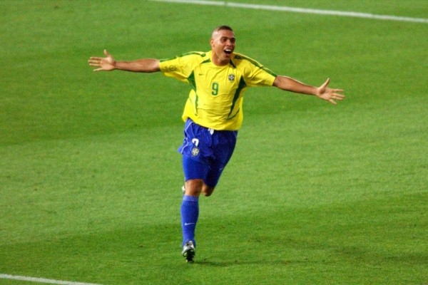 Neal Simpson/EMPICS via Getty Images/ Ronaldo Fenômeno foi o autor dos gols na conquista da Copa do Mundo de 2002. 