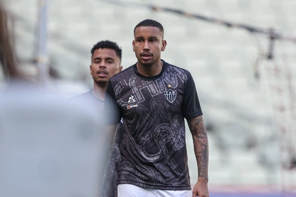 Foto: Pedro Souza/Atlético – Allan e Jair estão sendo visados pelo mercado externo e preocupam direção do Galo