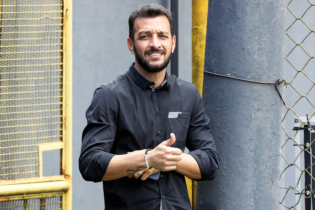 (Foto: Pedro Ernesto Guerra Azevedo/Santos) Auro está na mira do Santos