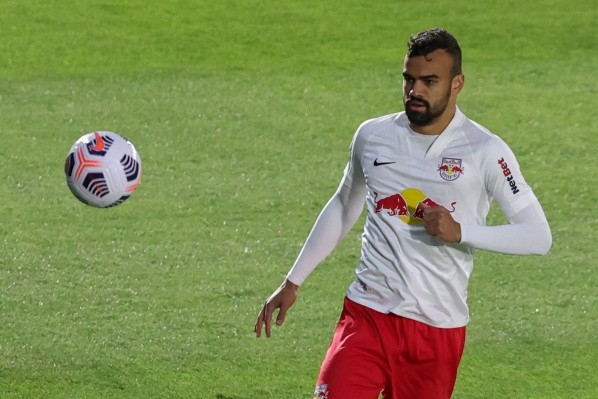 Foto: Marcello Zambrana/AGIF – Fabrício Bruno pode está perto de fechar com o Flamengo