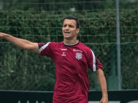 Júnior Rocha em treino do Figueirense (Foto: Eduardo Pauli/FFC)
