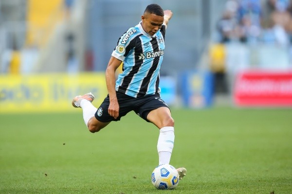 Foto: Pedro H. Tesch/AGIF – Vanderson se destacou e foi negociado com o Mônaco