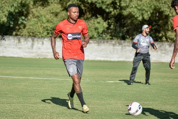 ( Foto: Pietro Caripi/Vitória)