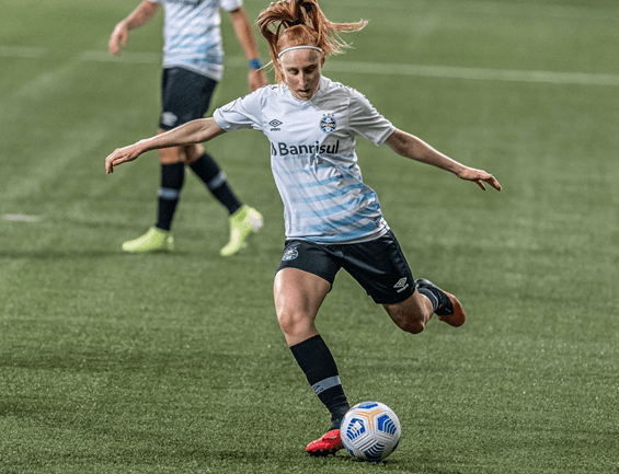 Patrícia tem ganhado minutos no time titular do Grêmio (Foto: Arquivo Pessoal)