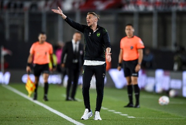 Foto: Marcelo Endelli/Getty Images | Sebastián Beccacece foi campeão da Recopa Sul-Americana com Defensa y Justicia Foto: Marcelo Endelli/Getty Images | Sebastián Beccacece foi campeão da Recopa Sul-Americana com Defensa y Justicia