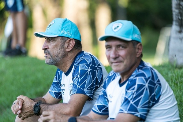 Foto: (Flickr Oficial Londrina/Ricardo Chicarelli/Londrina EC.) - Vinícius Eutrópio espera que as mudanças ajudem o Londrina a reencontrar o caminho das vitórias