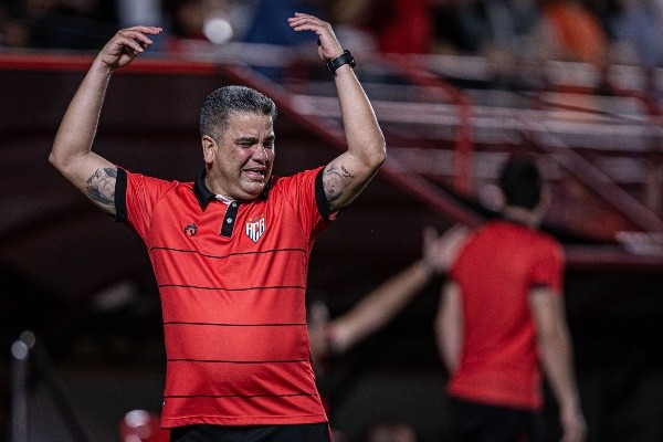 Foto: (Heber Gomes/AGIF) - Antes de assumir o CRB, Marcelo Cabo estava no Atlético-GO