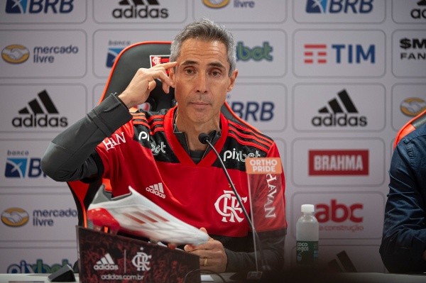 - O técnico foi vaiado por parte da torcida na partida contra o Audax