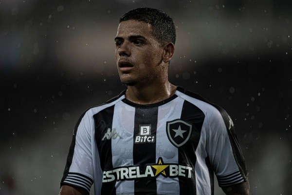 Foto: (Jorge Rodrigues/AGIF) - Raí, autor de um gol neste Campeonato Carioca, é a grande novidade na escalação do Botafogo