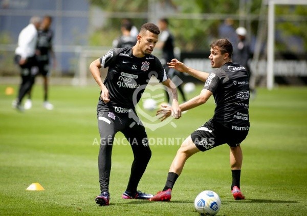 (Foto: Rodrigo Coca/Agência Corinthians) Lucas Piton entra na mira de times da Itália