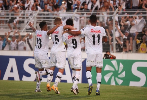 Rogério Capela/AGIF/ A Ponte Preta saiu na frente contra o São Paulo, mas acabou levando a virada.