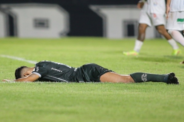 Foto: (Fernando Torres/AGIF) - O desempenho do Remo não tem agradado a torcida azulina