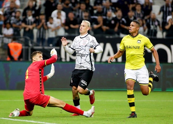 Foto: Rodrigo Coca/Ag. Corinthians | Róger Guedes marcou 2x diante do São Bernardo
