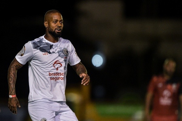Dedé deve fazer sua estreia no fim de semana (Foto: Thiago Ribeiro/AGIF)
