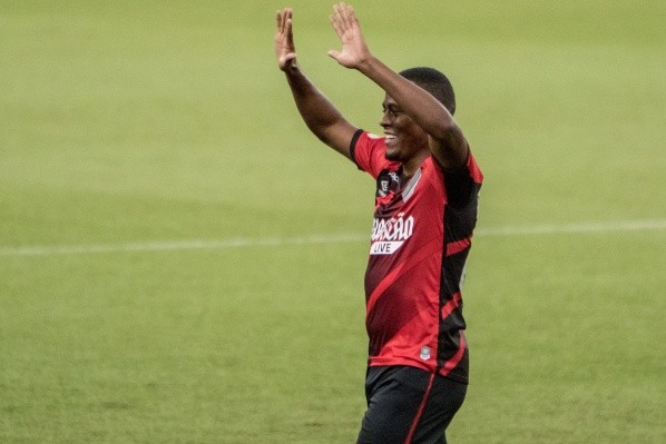 Foto: Robson Mafra/AGIF