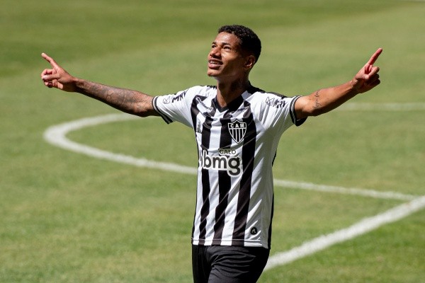 Marrony com a camisa do Atlético-MG - Foto: Alessandra Torres/AGIF