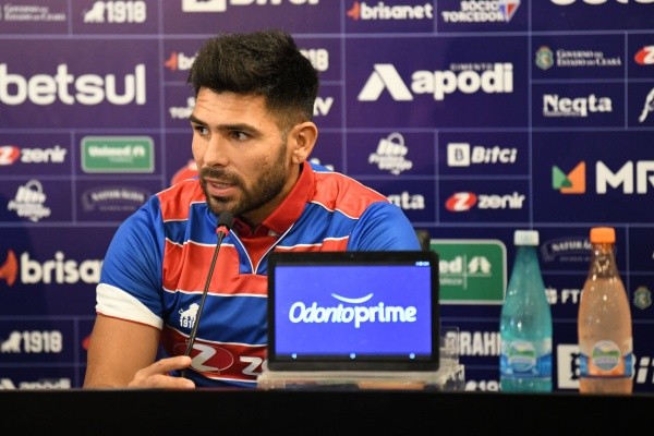 Silvio Romero ganhará nova chance no ataque - Foto: Kely Pereira/AGIF